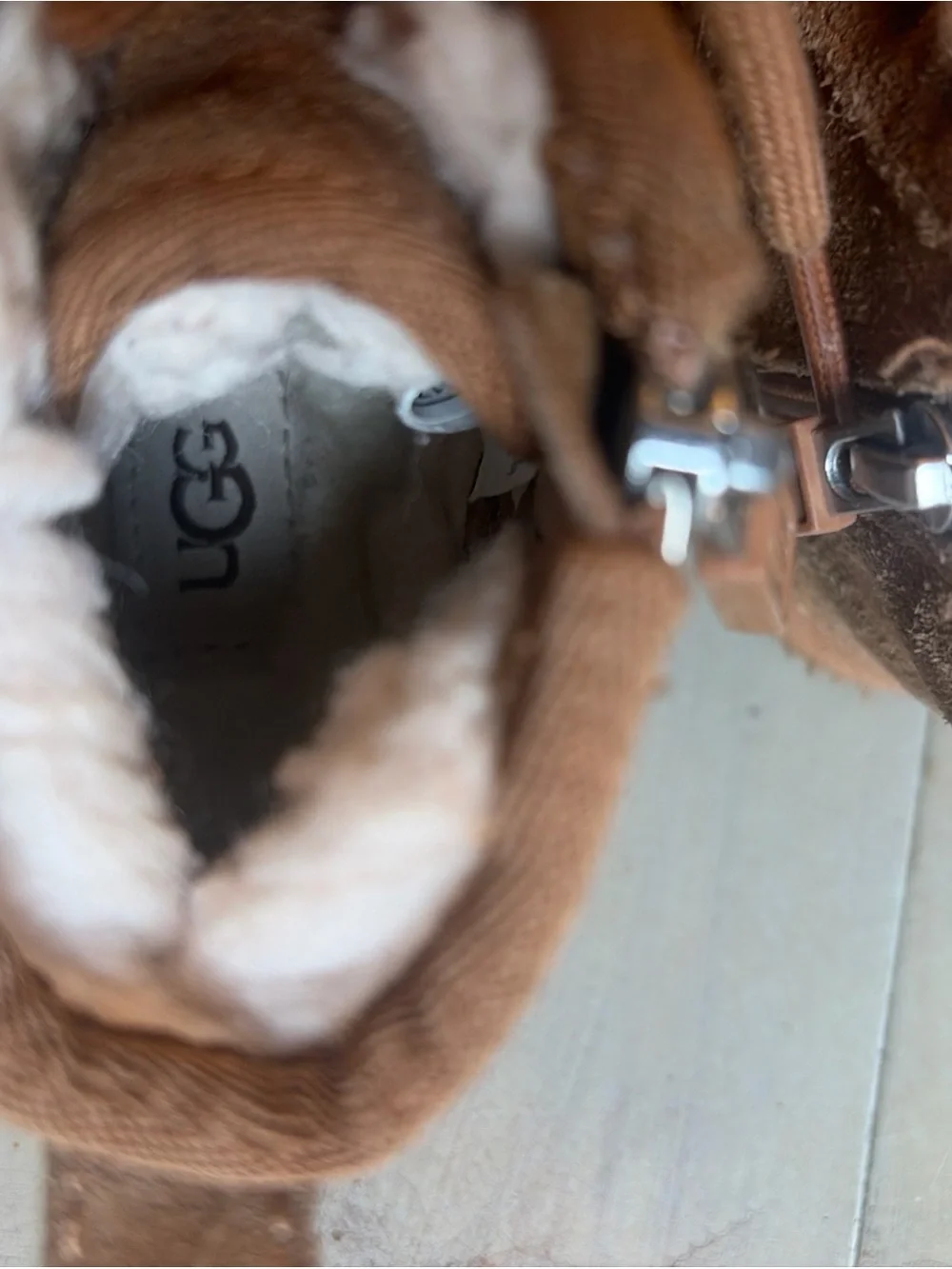 UGG neumel ii